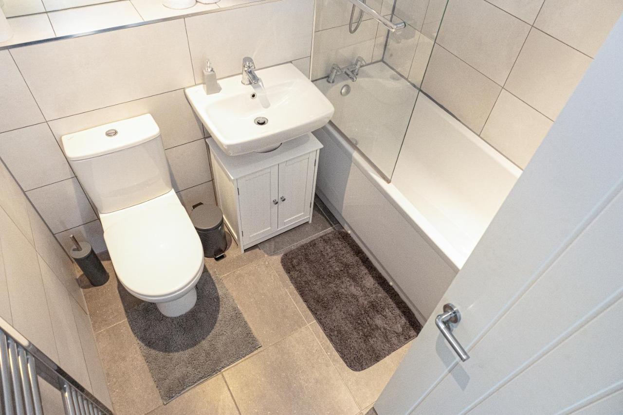 Private Room In A New Build Heanor 外观 照片